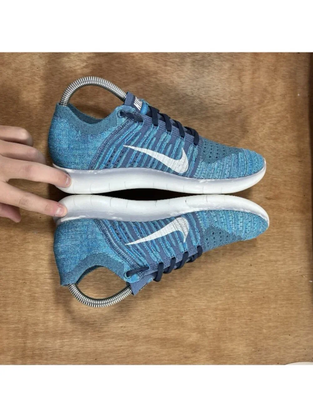 Nike Free RN Flyknit Women's Size 8 Running Shoes Ocean Fog Sneakers 831070-404